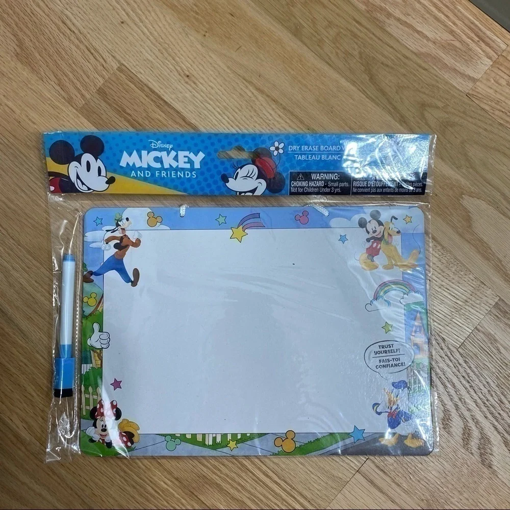 Disney Mickey Mouse White Board NWT Pluto Minnie Mouse Donald Duck